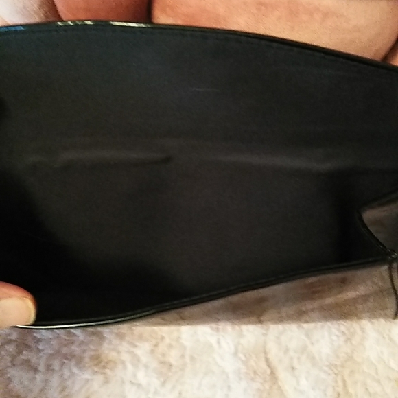 Dior Beaute Patent Case - Picture 4 of 6